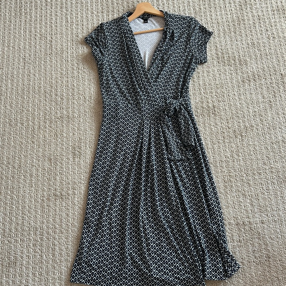 Ann Taylor Geometric Wrap Dress